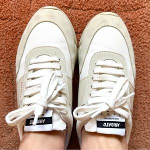 Axel Arigato sneakers